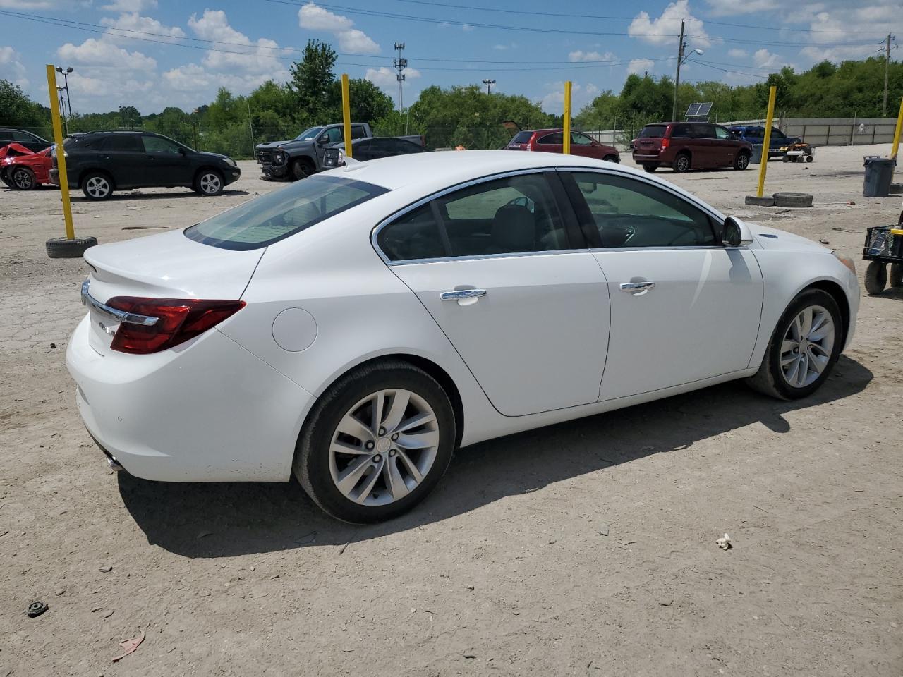 2014 Buick Regal Premium - Image 3