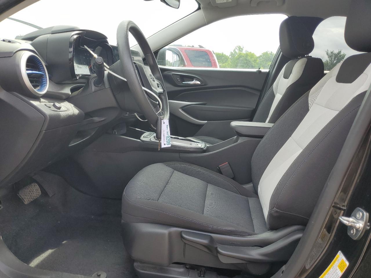 2024 Chevrolet Trax Ls - Image 7