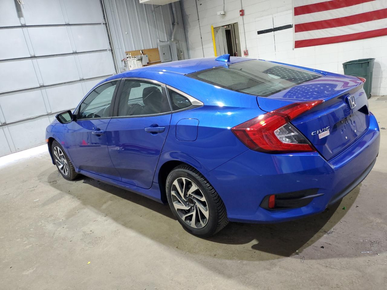 2017 Honda Civic Ex - Image 2