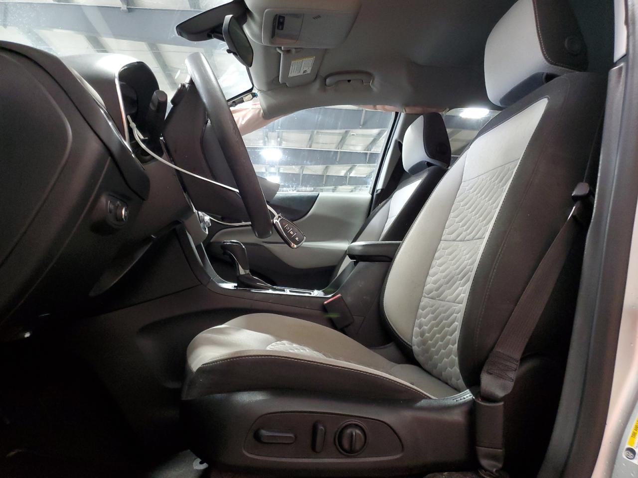 2019 Chevrolet Equinox Ls - Image 7