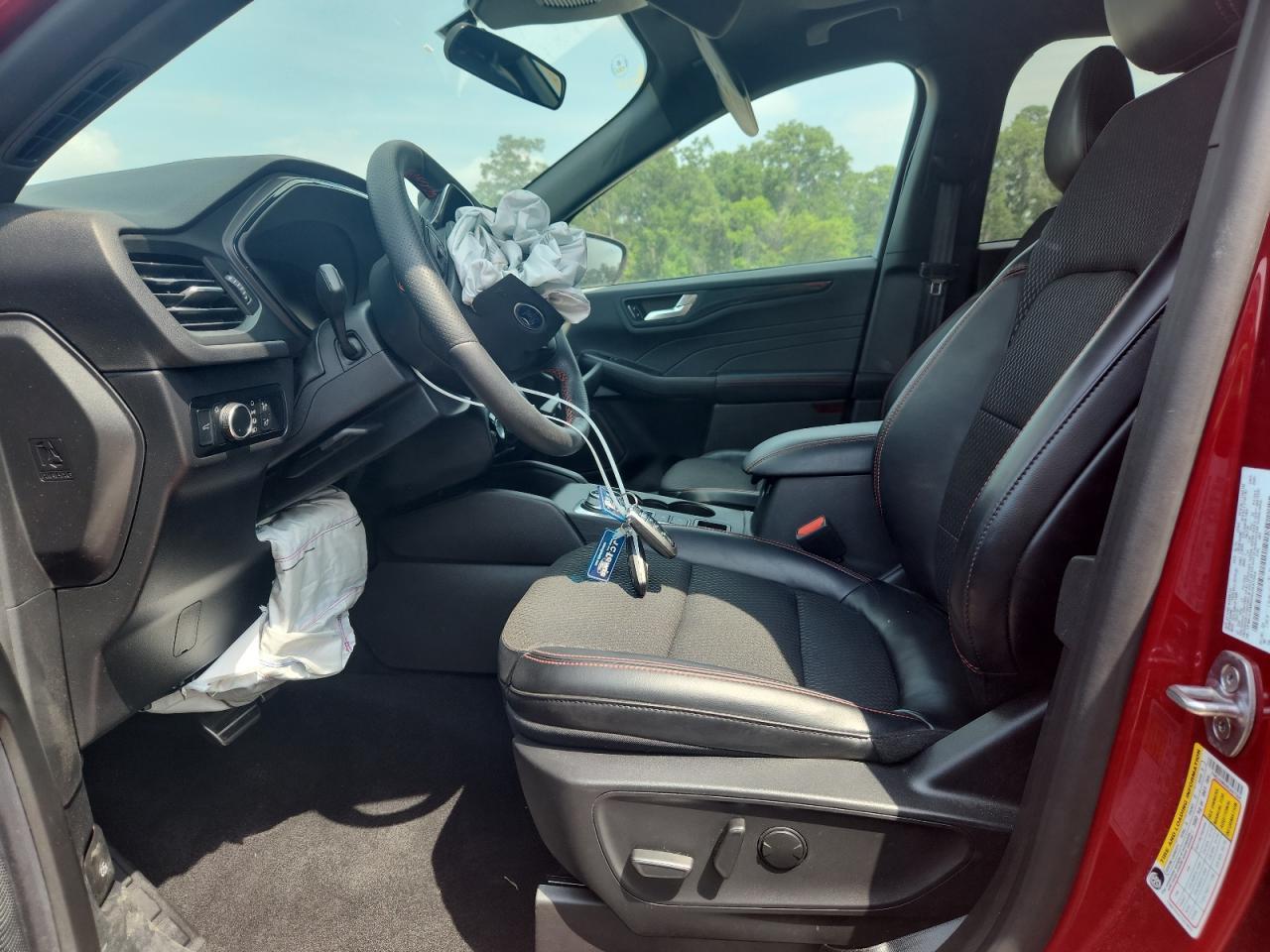 2024 Ford Escape St Line - Image 7