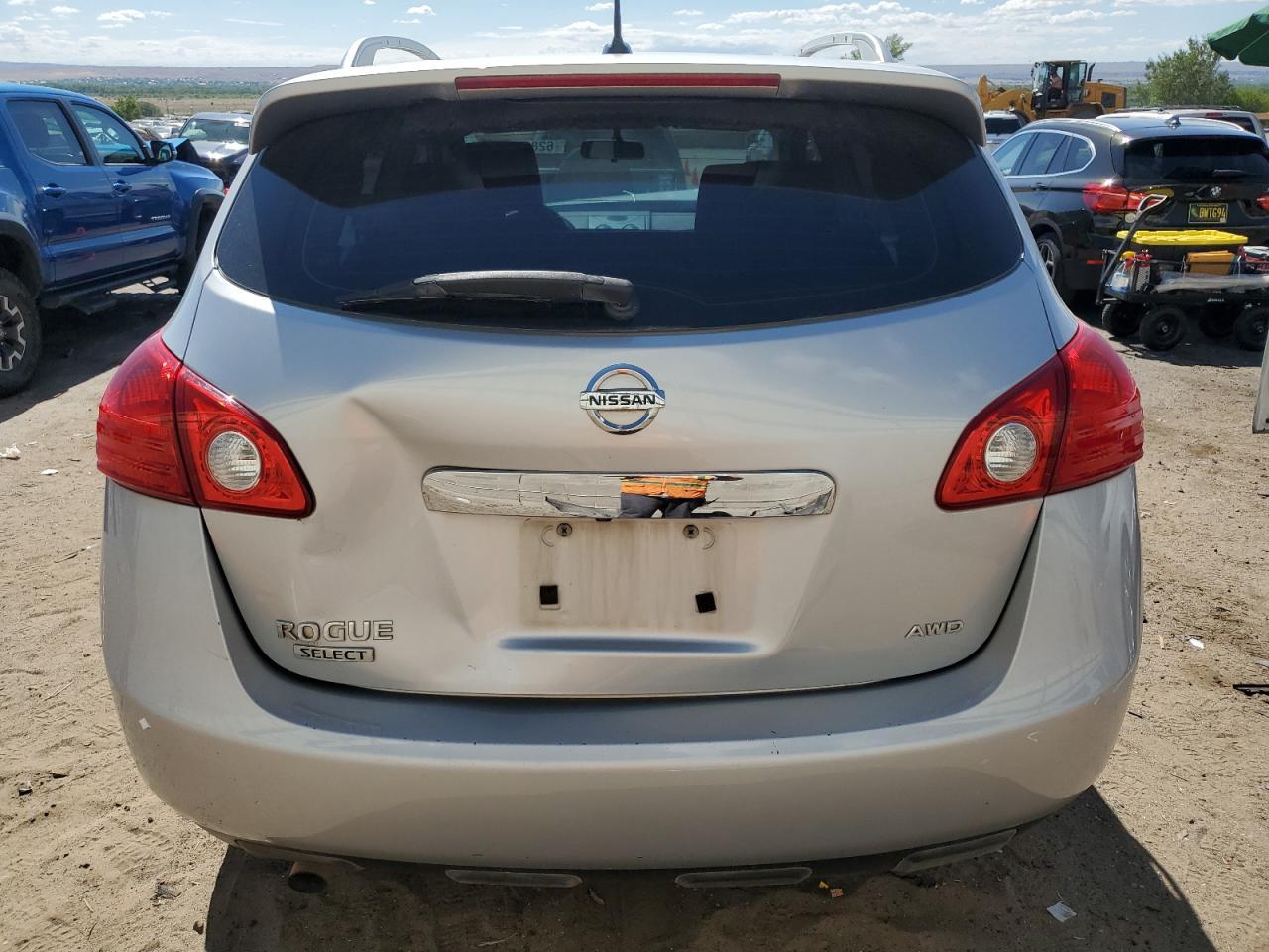 2015 Nissan Rogue Select S - Image 6