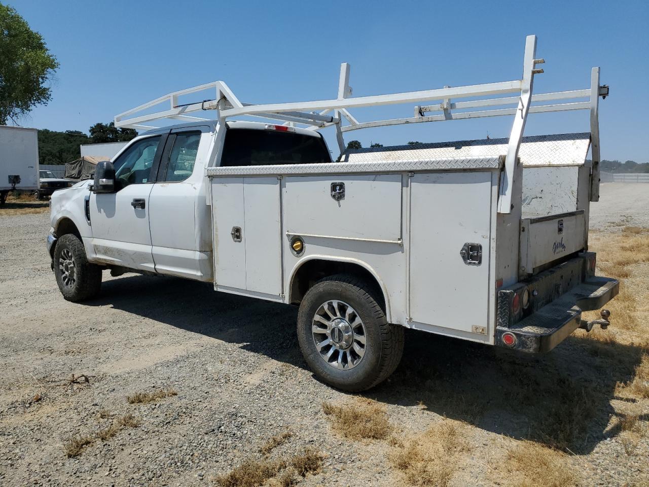 2019 Ford F250 Super Duty - Image 2