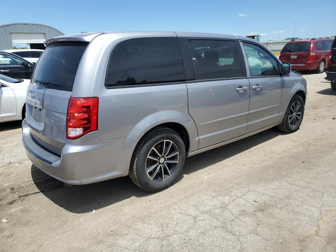 2017 Dodge Grand Caravan Se - Фото 3