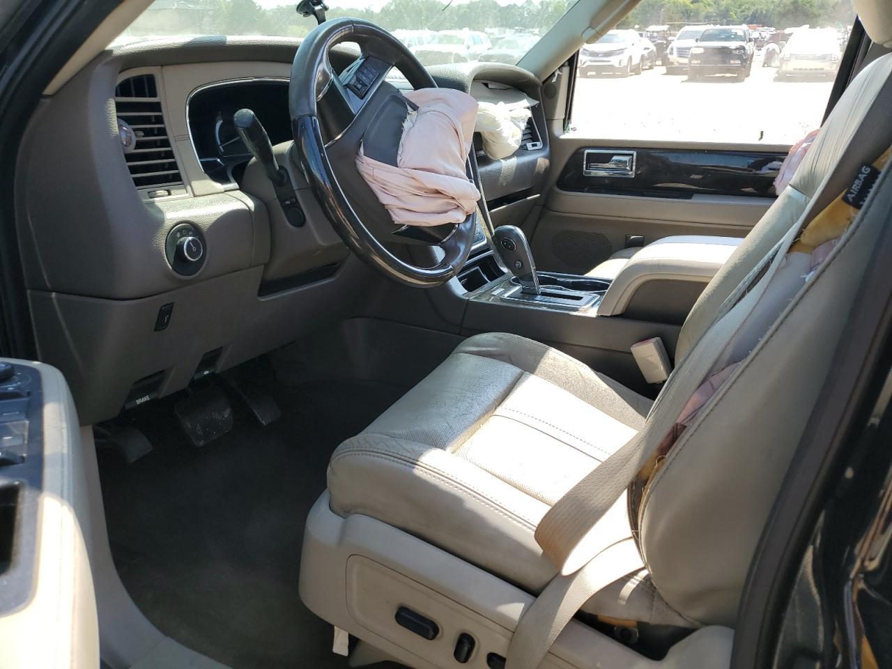 2016 Lincoln Navigator Select - Image 7