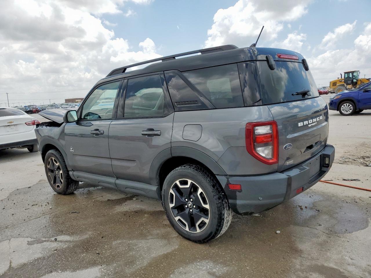 2021 Ford Bronco Sport Outer Banks - Фото 2