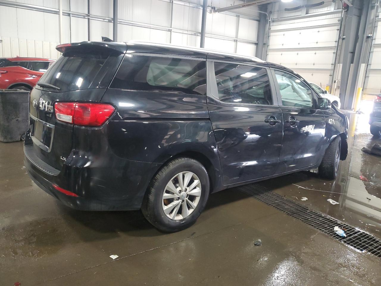 2015 Kia Sedona Lx - Фото 3