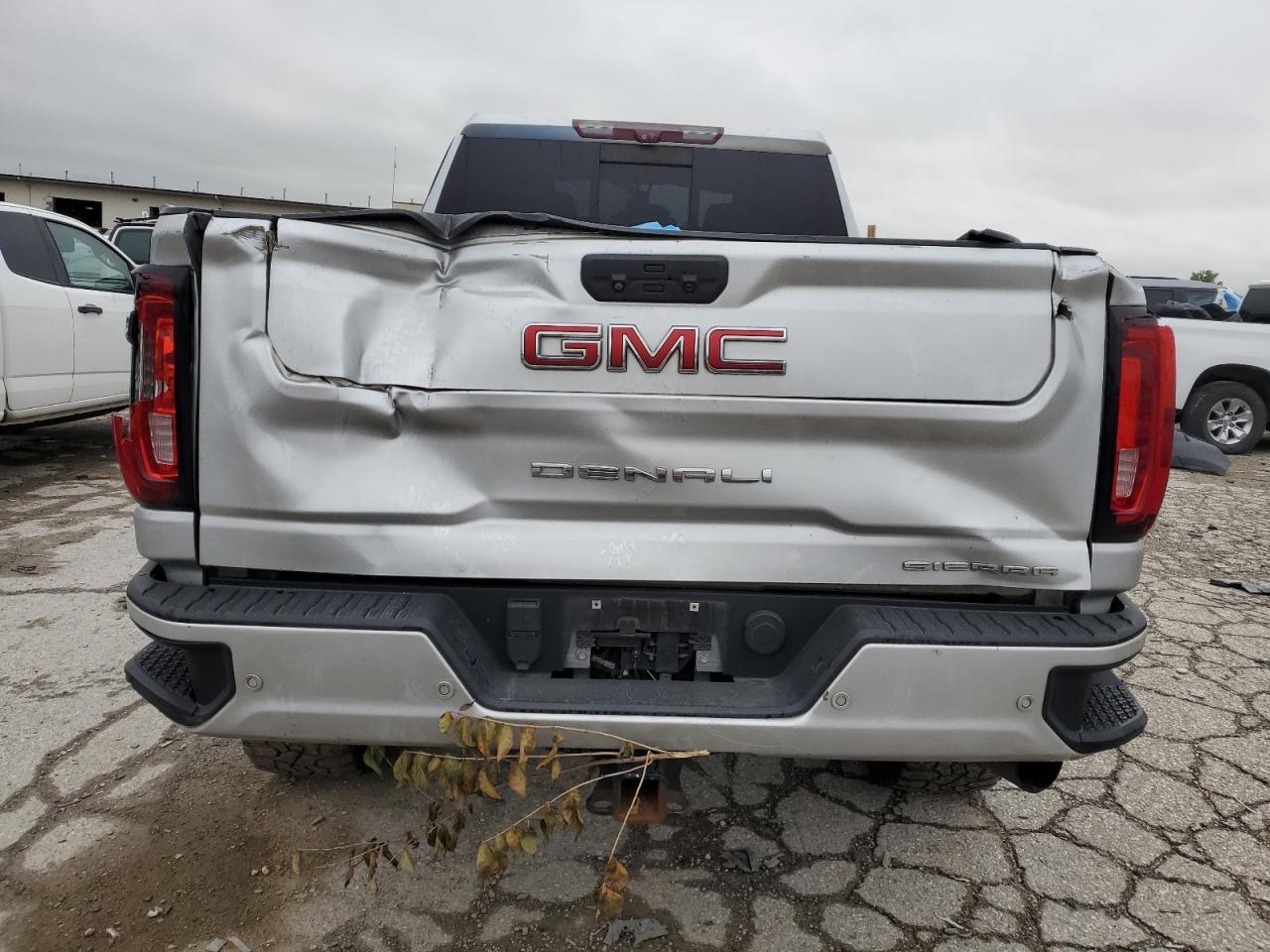 2020 GMC Sierra K2500 Denali - Image 6