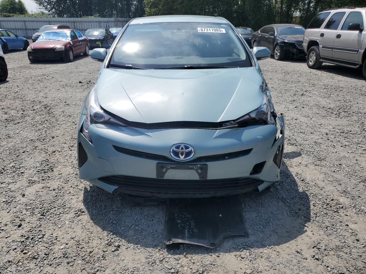 2016 Toyota Prius - Image 5