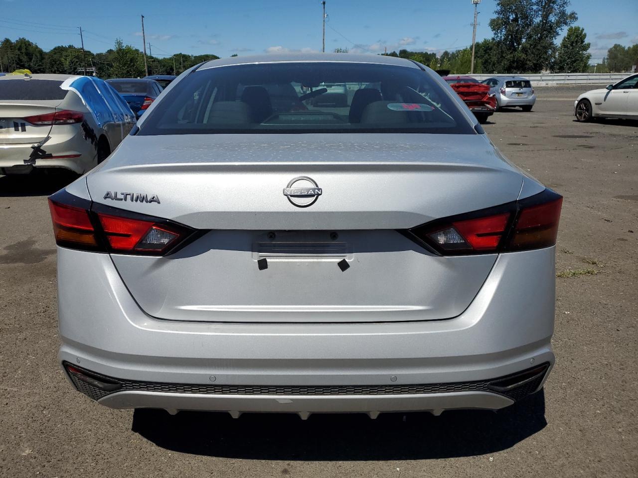 2023 Nissan Altima S - Фото 6
