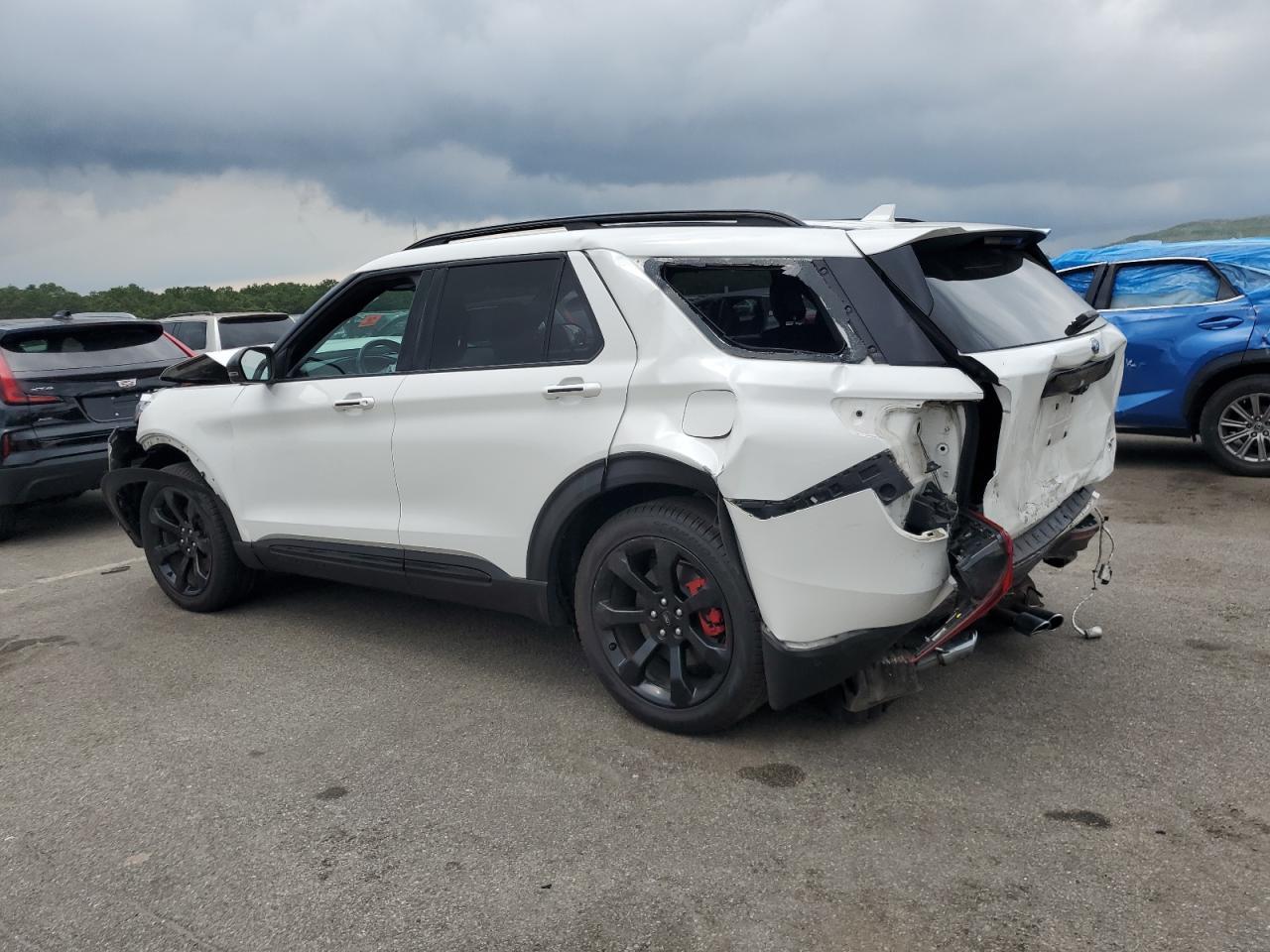 2020 Ford Explorer St - Image 2