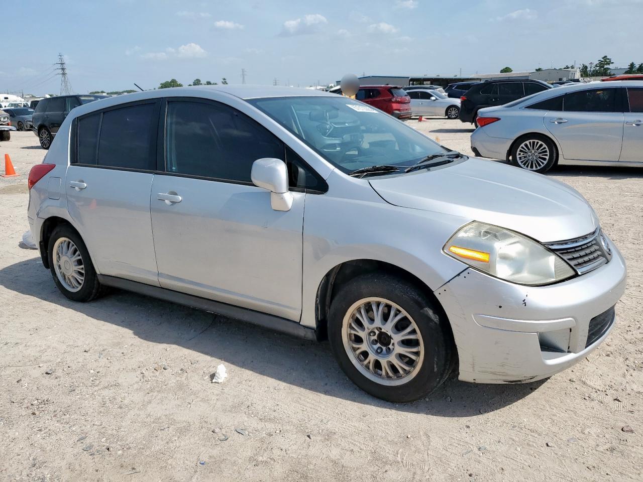 2008 Nissan Versa S - Image 4