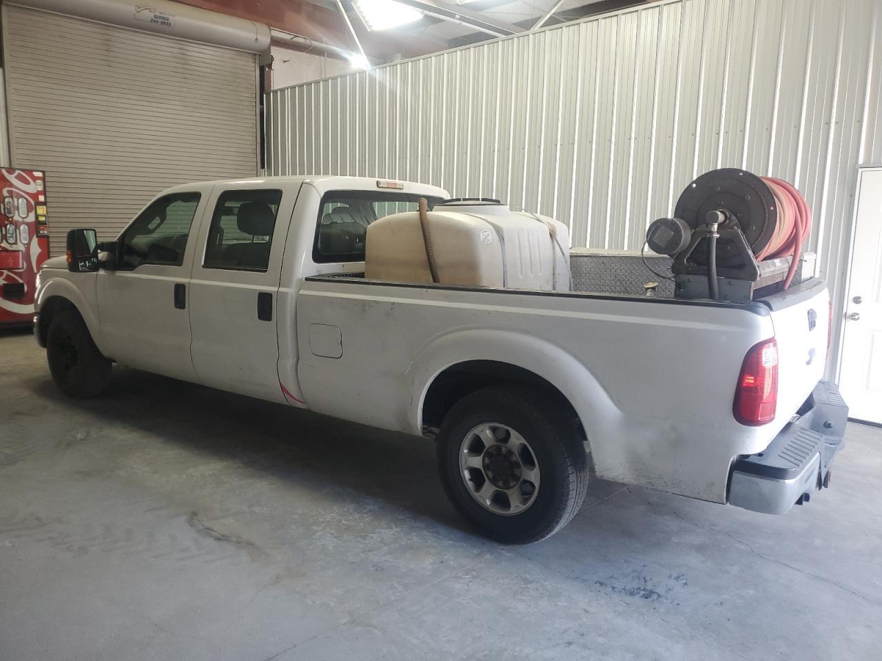 2016 Ford F250 Super Duty - Фото 2