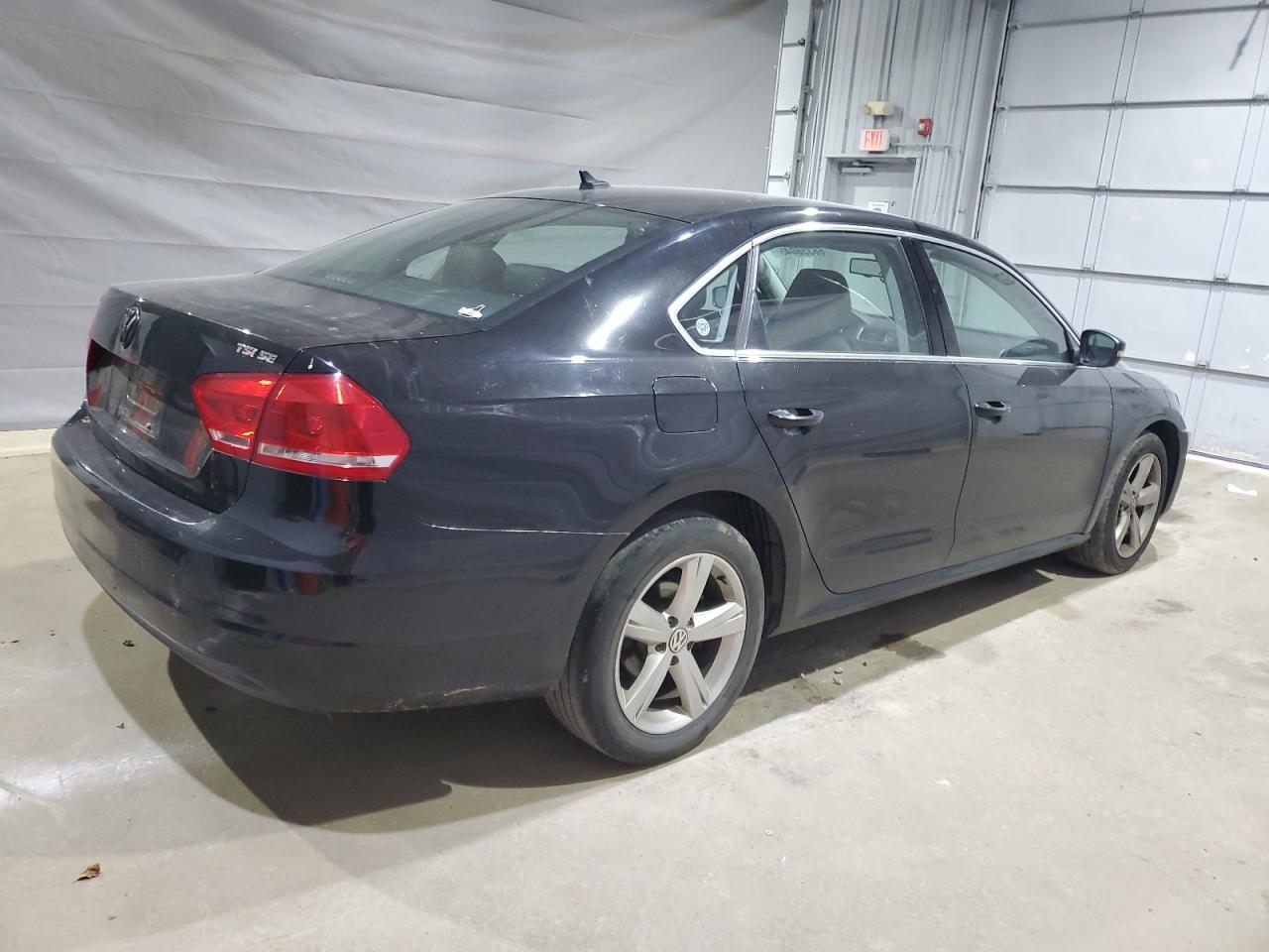 2014 Volkswagen Passat Se - Фото 3