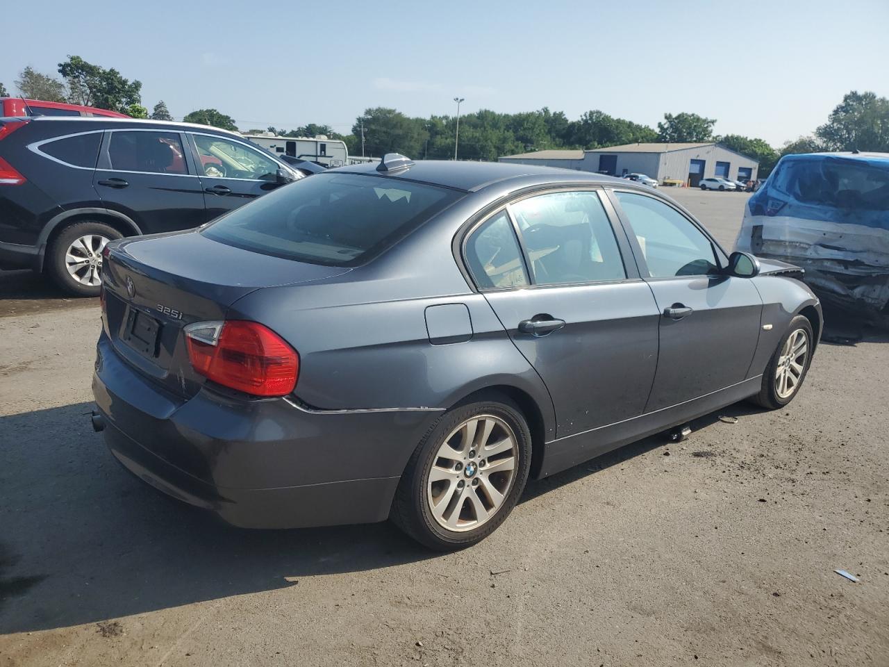 2006 BMW 325 I - Фото 3