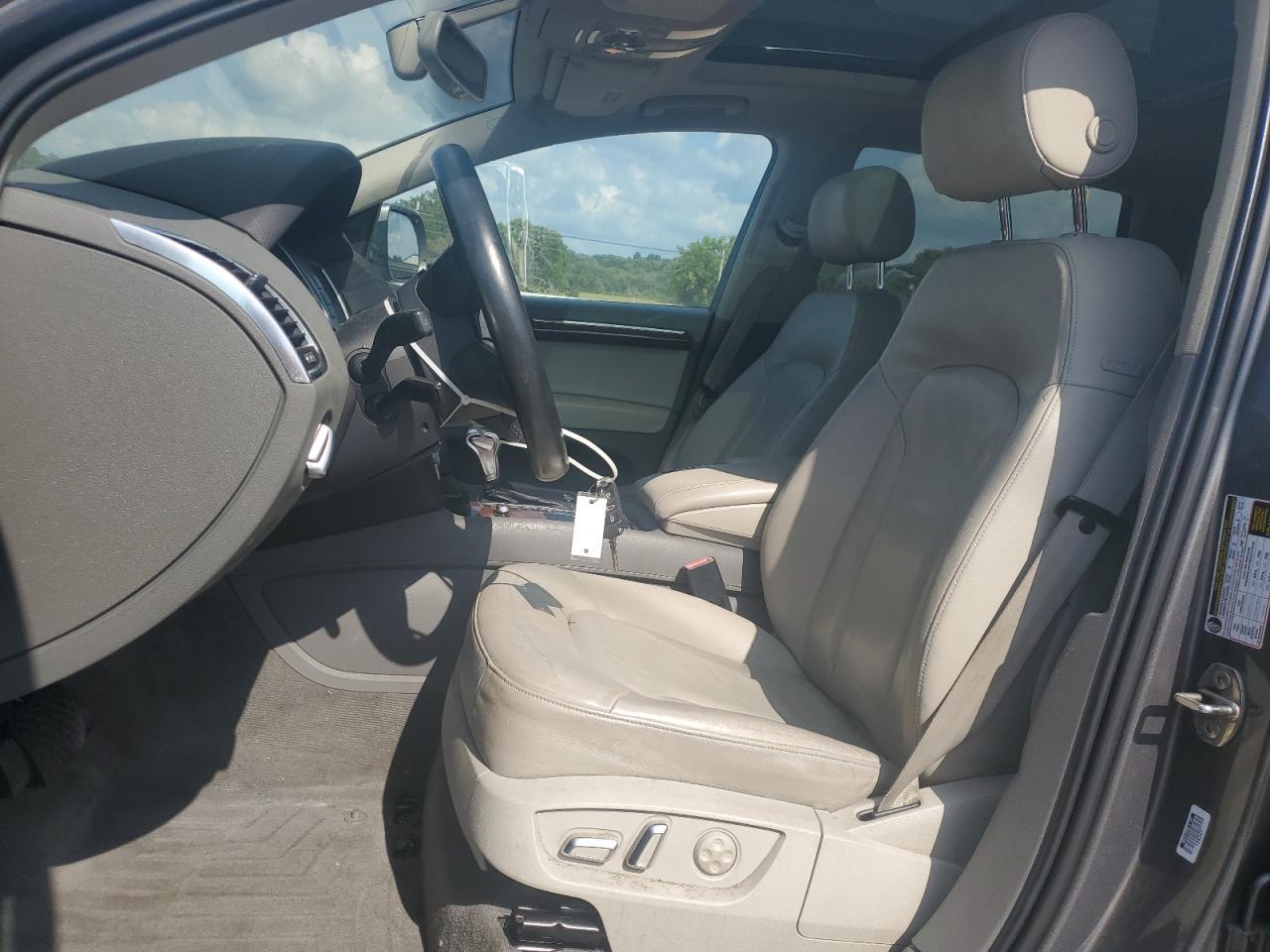 2012 Audi Q7 Premium Plus - Image 7