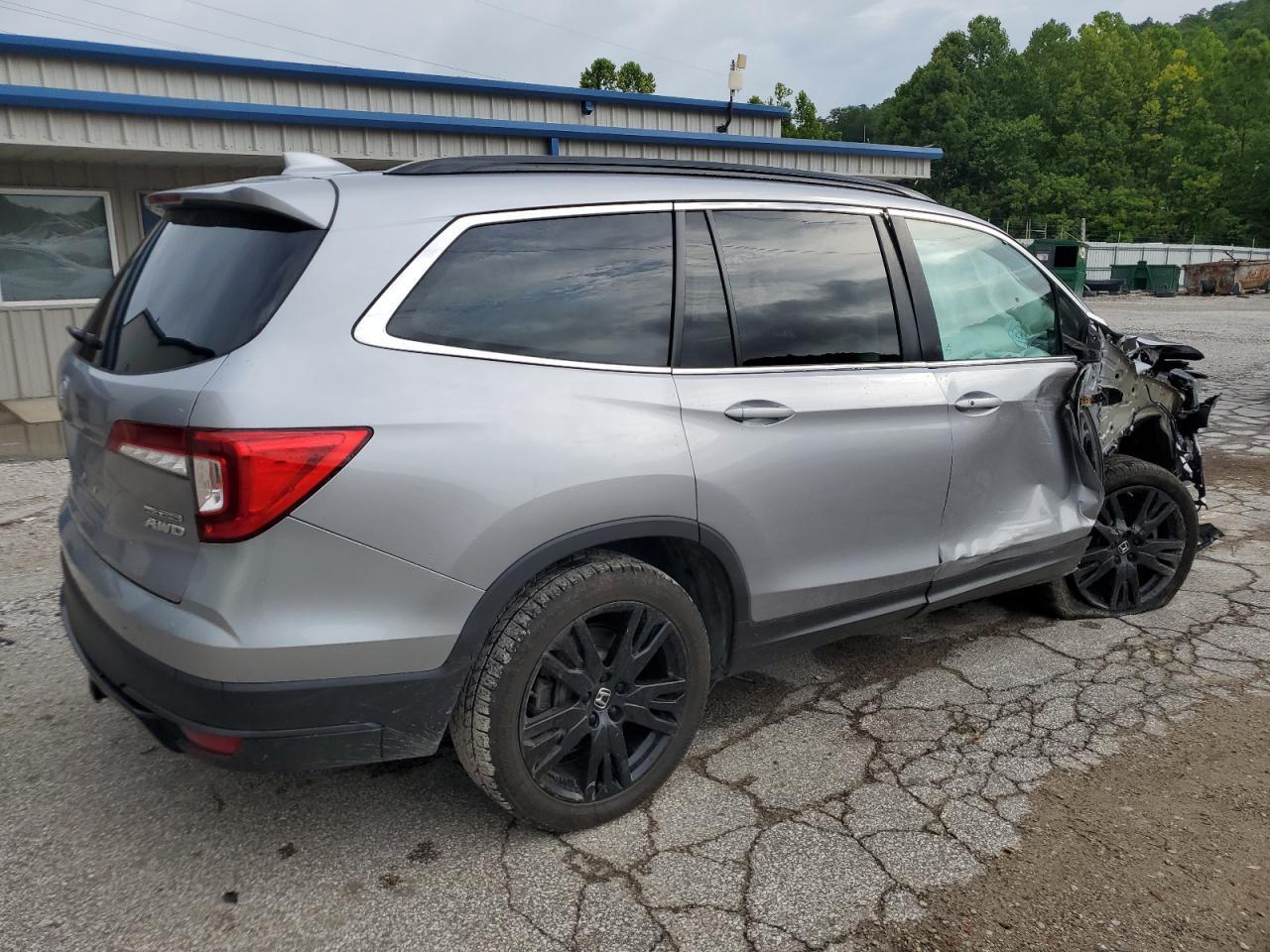 2022 Honda Pilot Se - Image 3