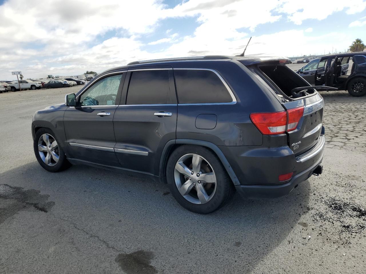 2013 Jeep Grand Cherokee Overland - Фото 2