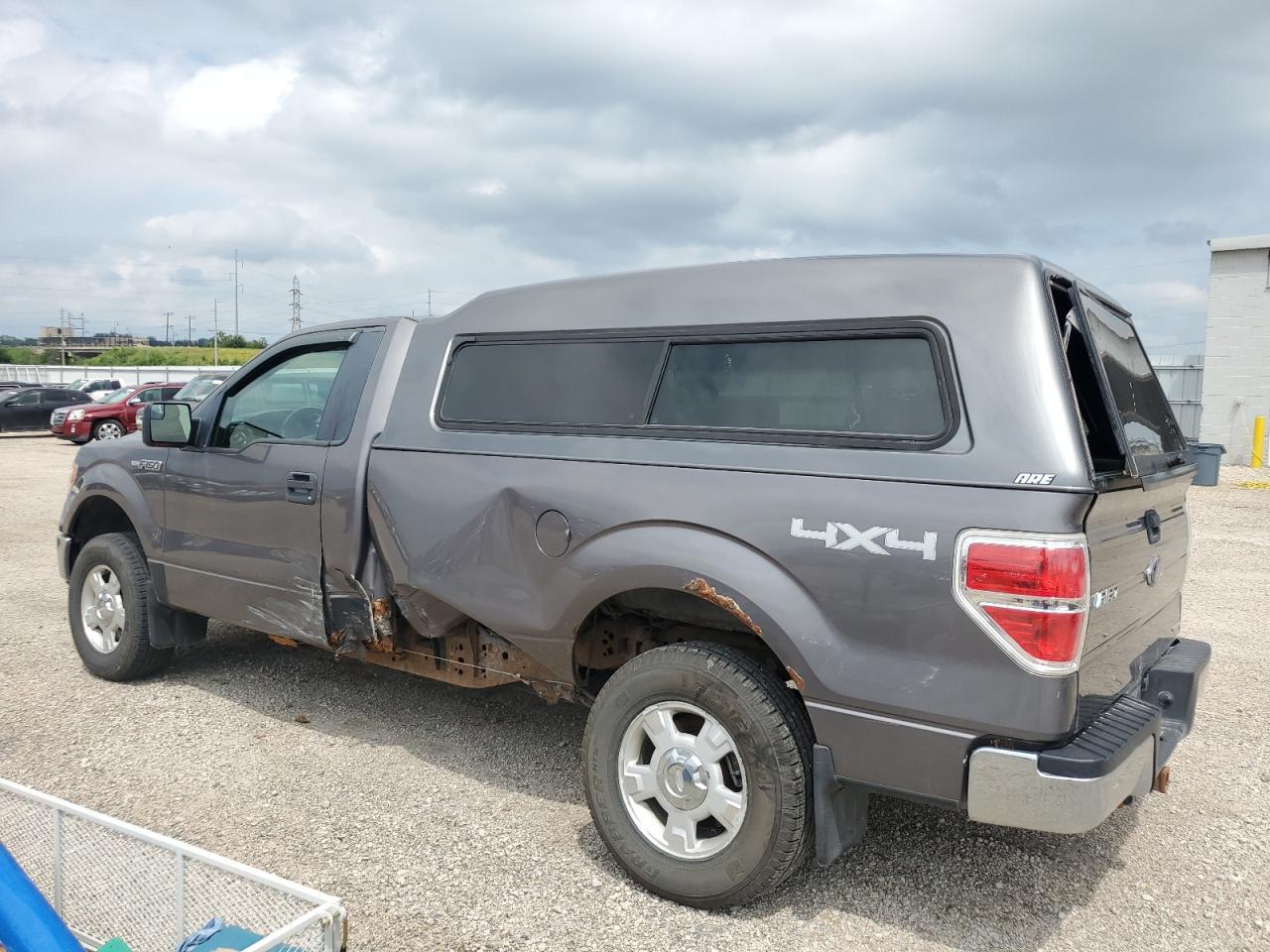 2012 Ford F150 - Фото 2