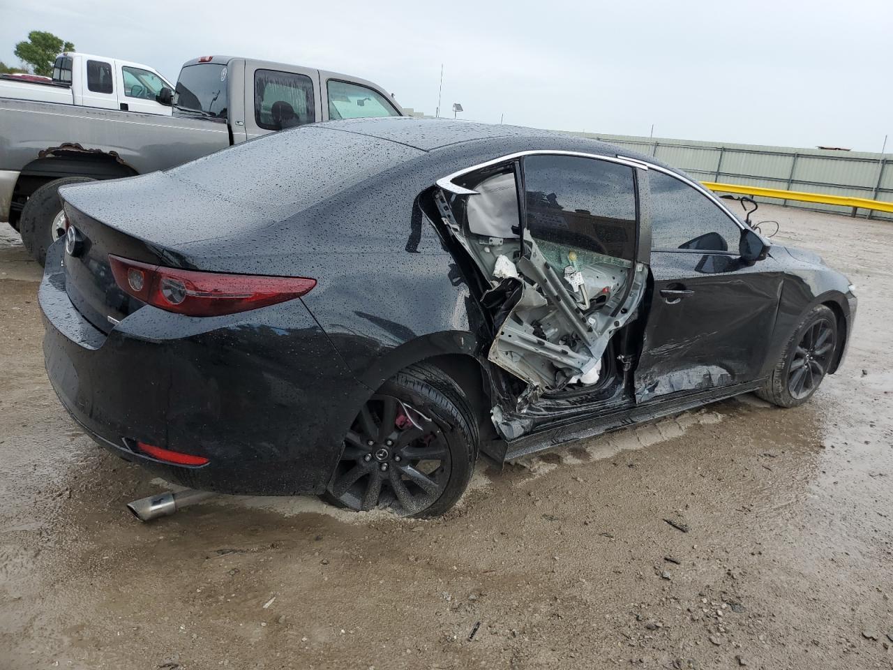 2019 Mazda 3 Preferred Plus - Фото 3