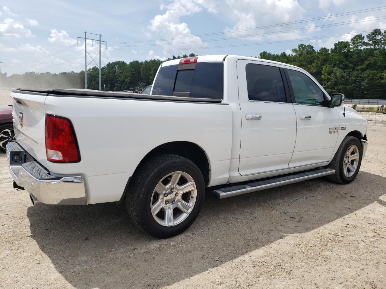 2018 Ram 1500 Slt - Image 3