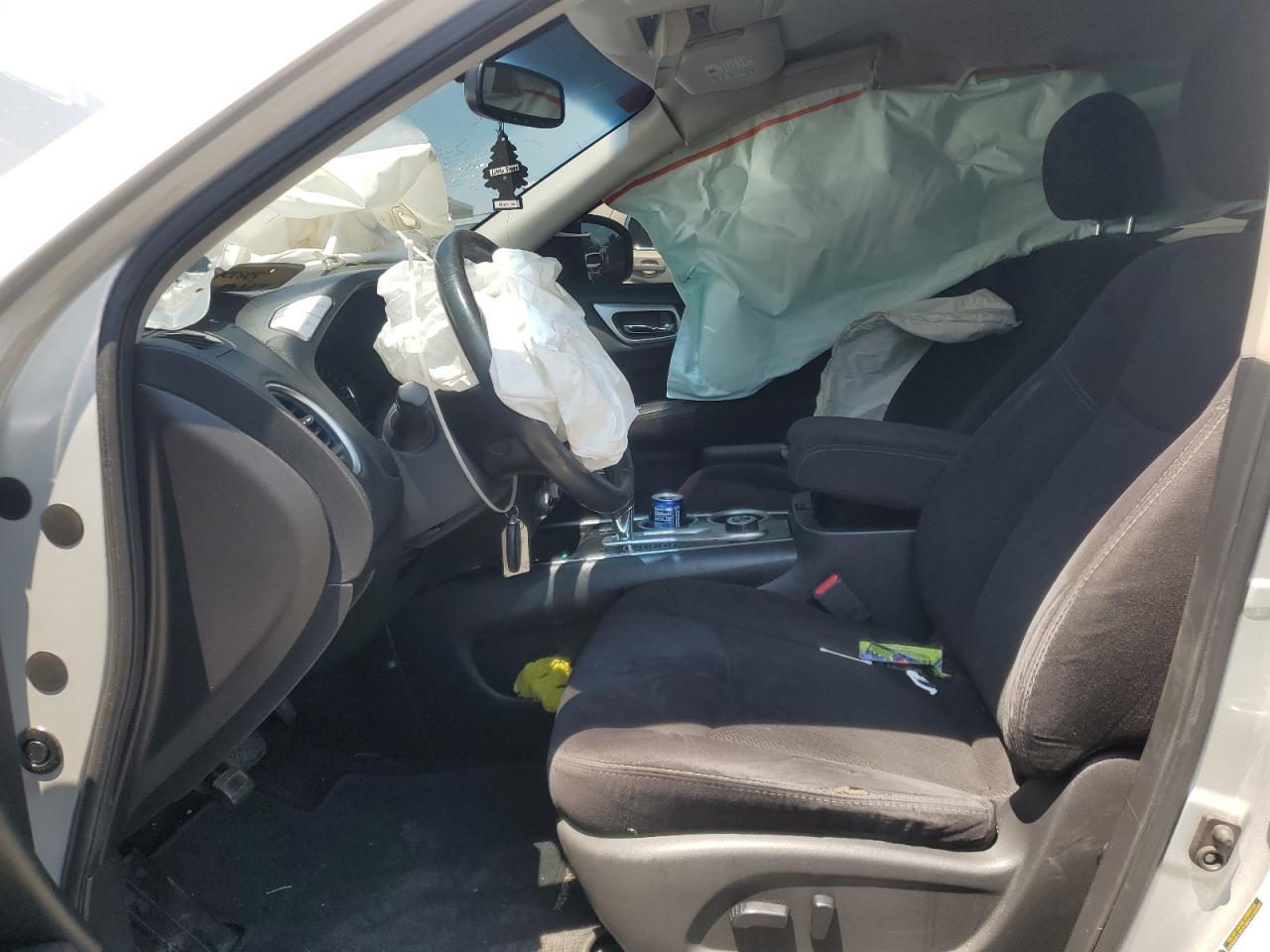 2016 Nissan Pathfinder S - Image 7