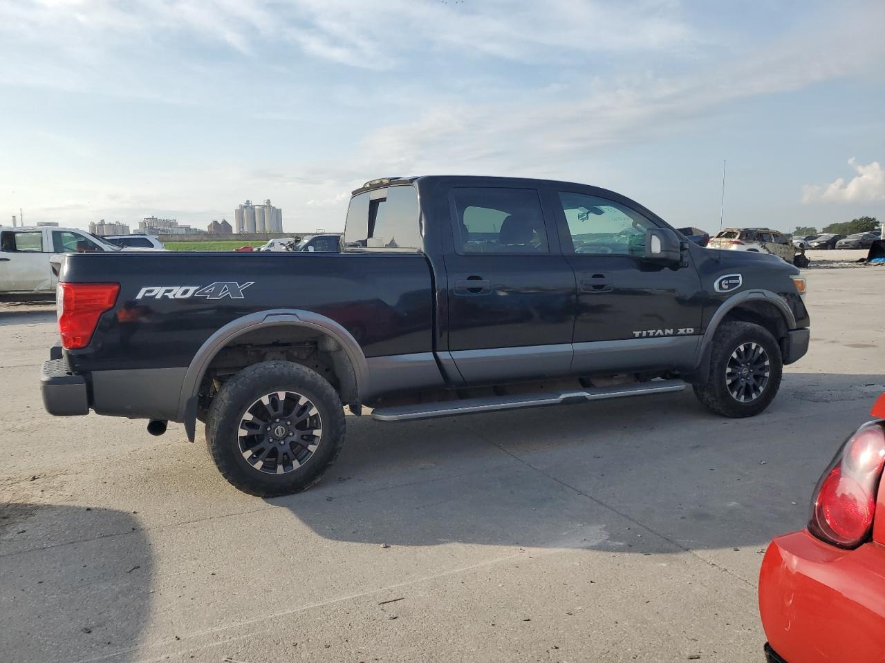 2016 Nissan Titan Xd Sl - Фото 3