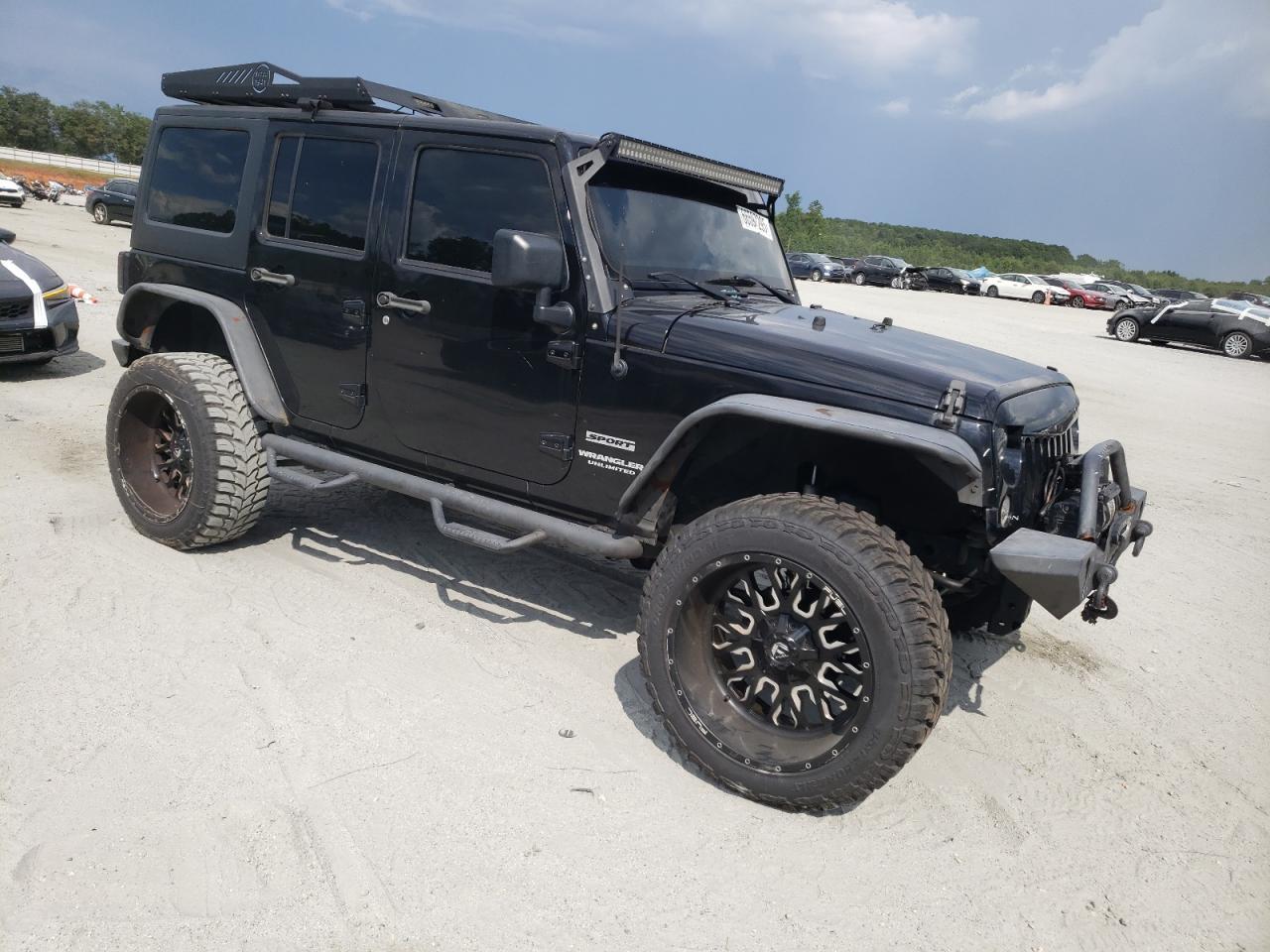 2017 Jeep Wrangler Unlimited Sport - Фото 4