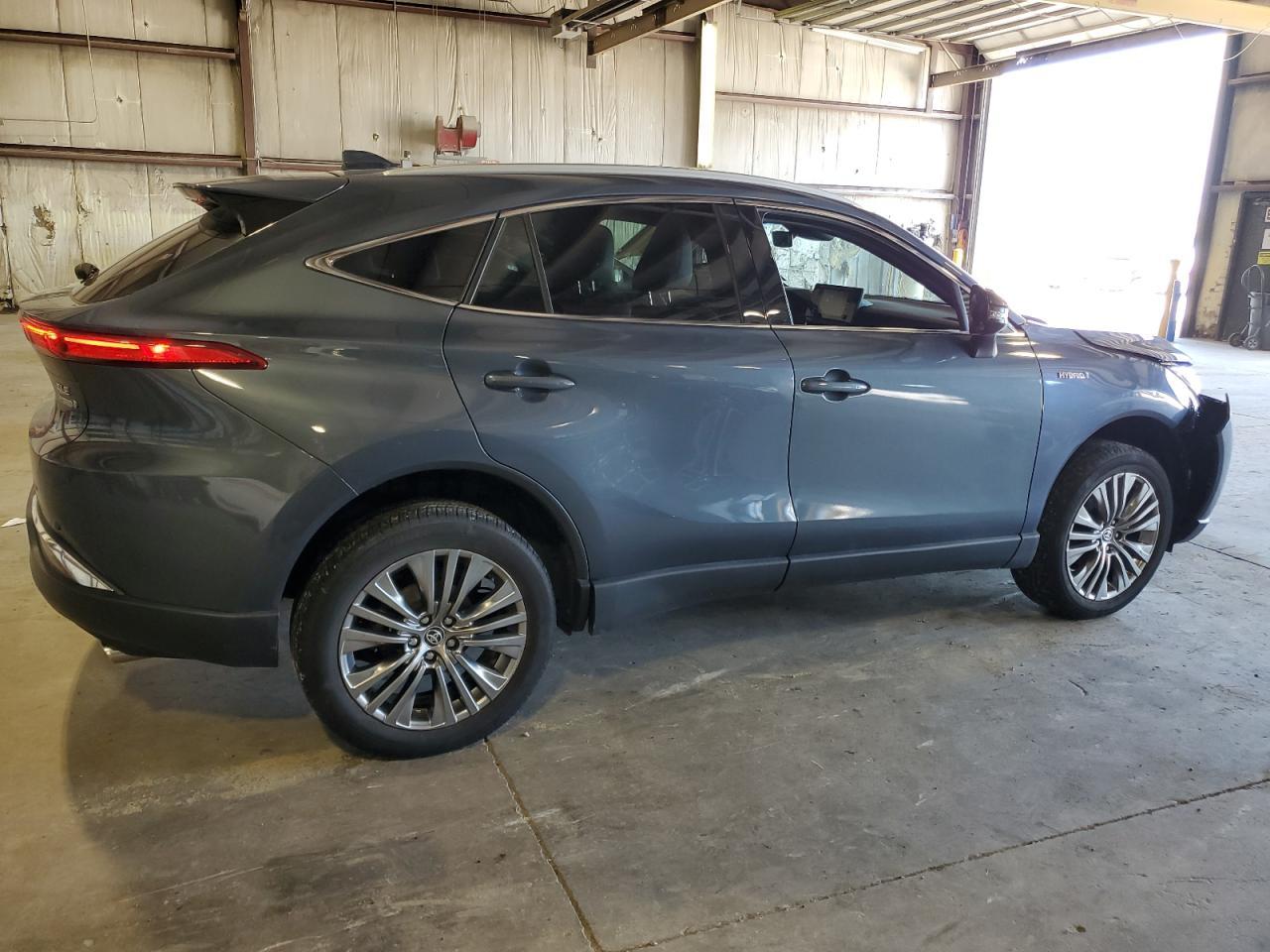 2021 Toyota Venza Le - Фото 3