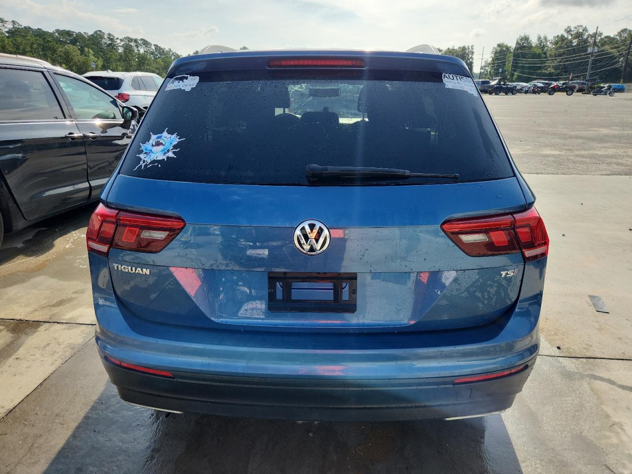 2018 Volkswagen Tiguan S - Фото 6