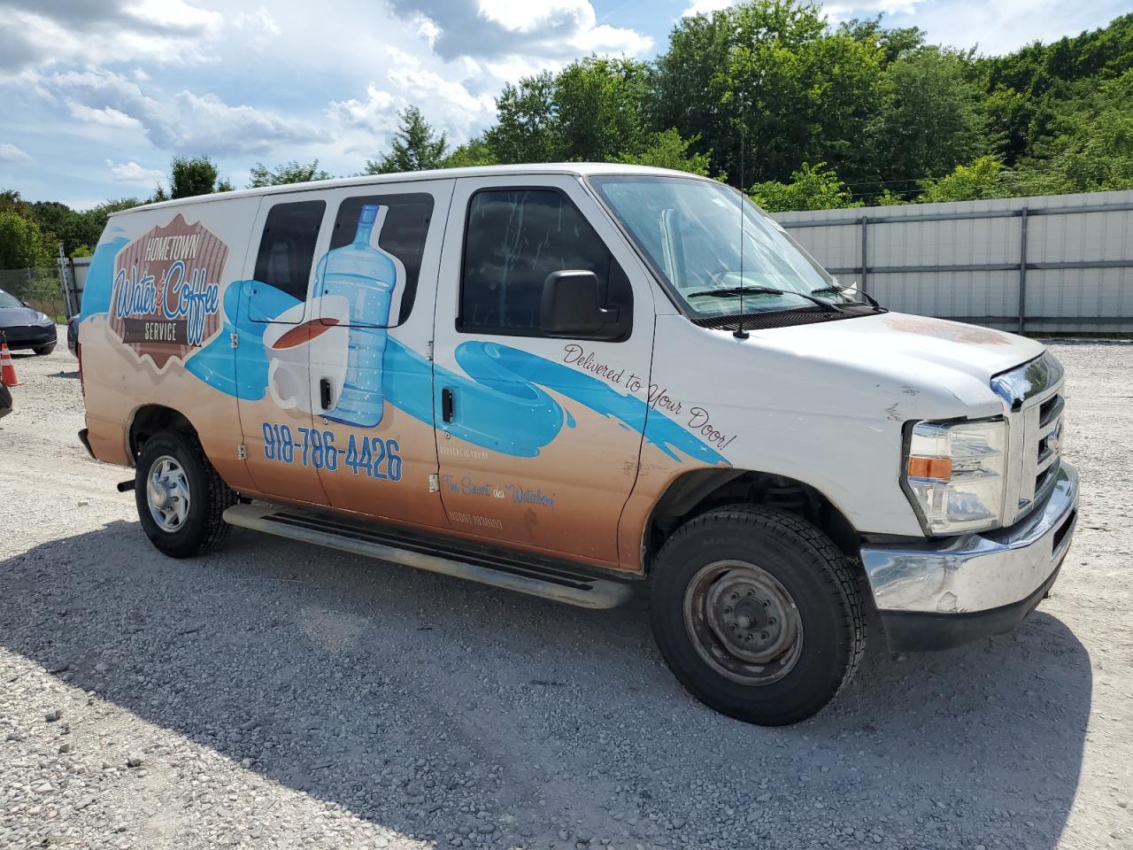 2014 Ford Econoline E250 Van - Фото 4