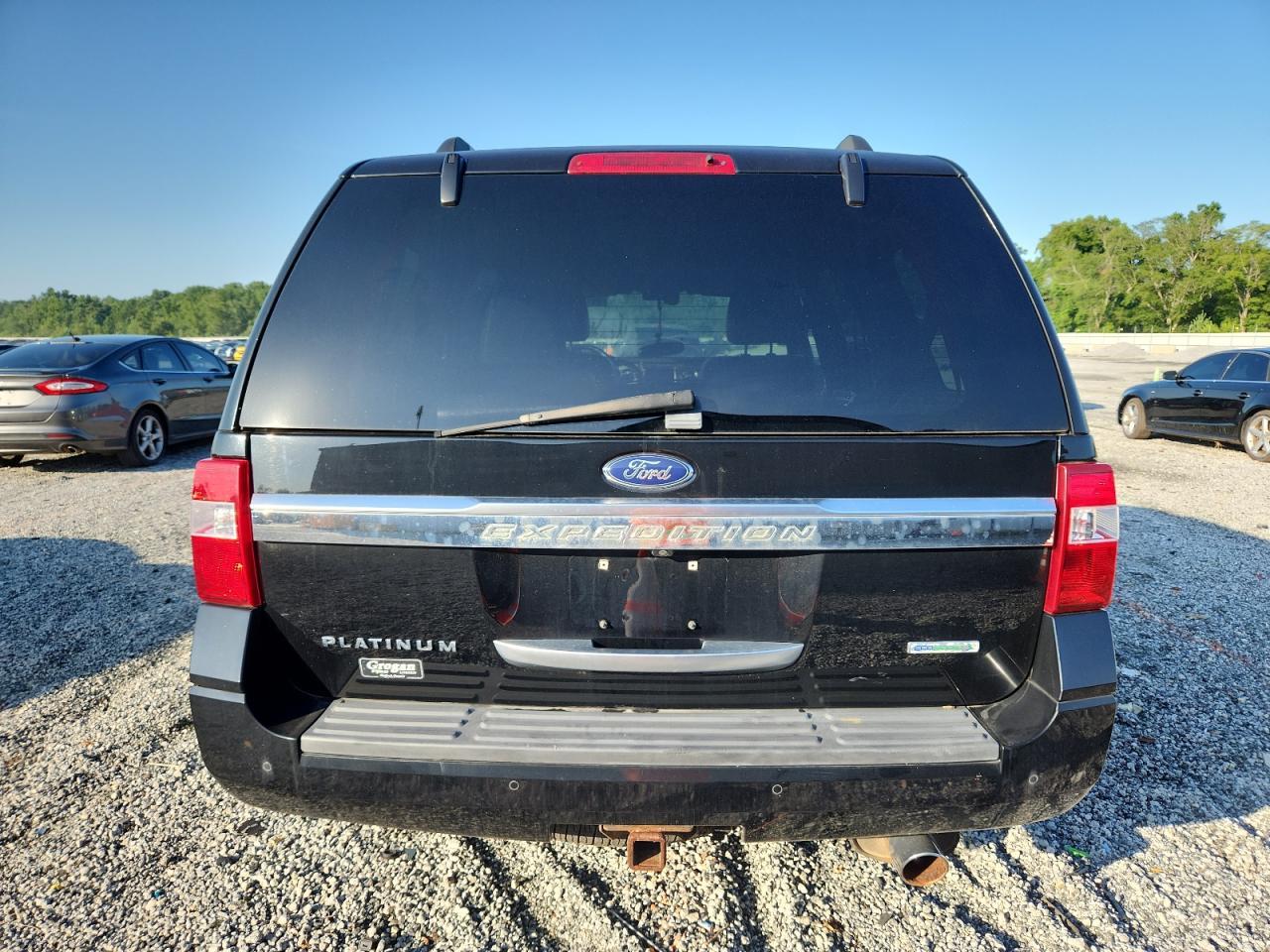 2017 Ford Expedition Platinum - Image 6