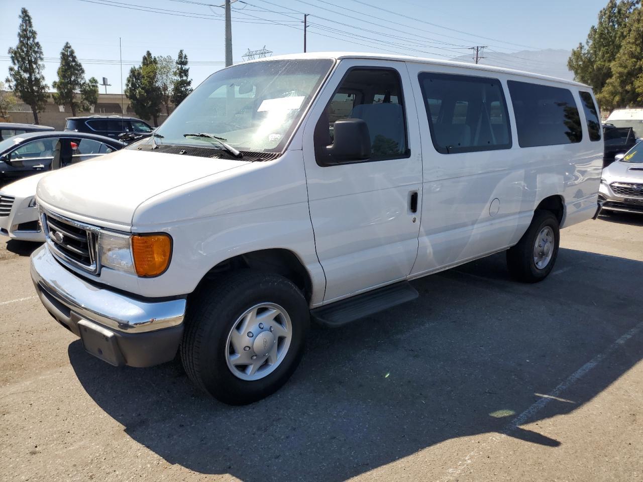 2007 Ford Econoline E350 Super Duty Wagon