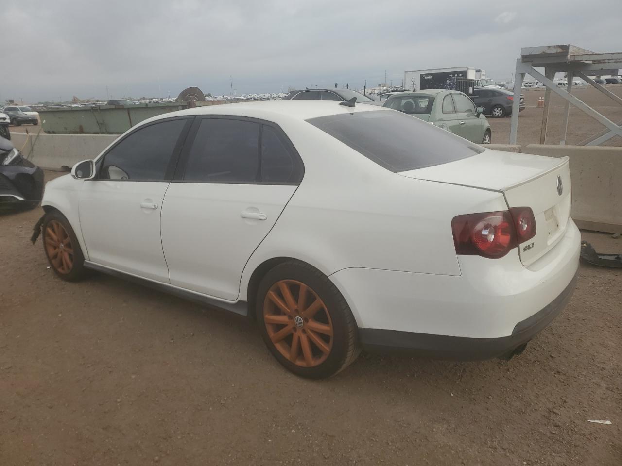 2008 Volkswagen Gli - Image 2
