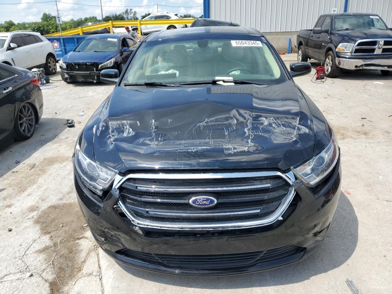 2016 Ford Taurus Sel - Фото 5