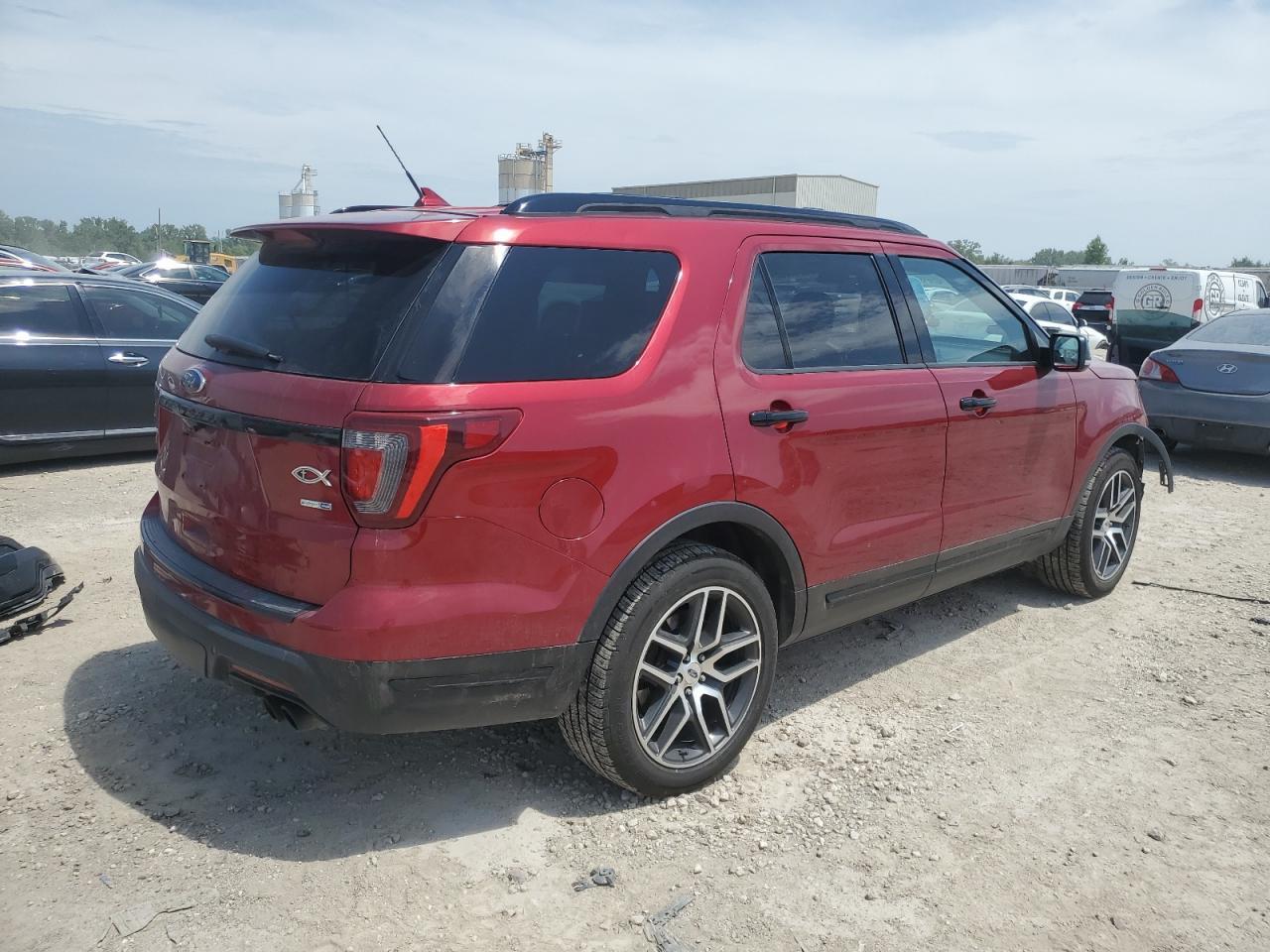 2018 Ford Explorer Sport - Фото 3