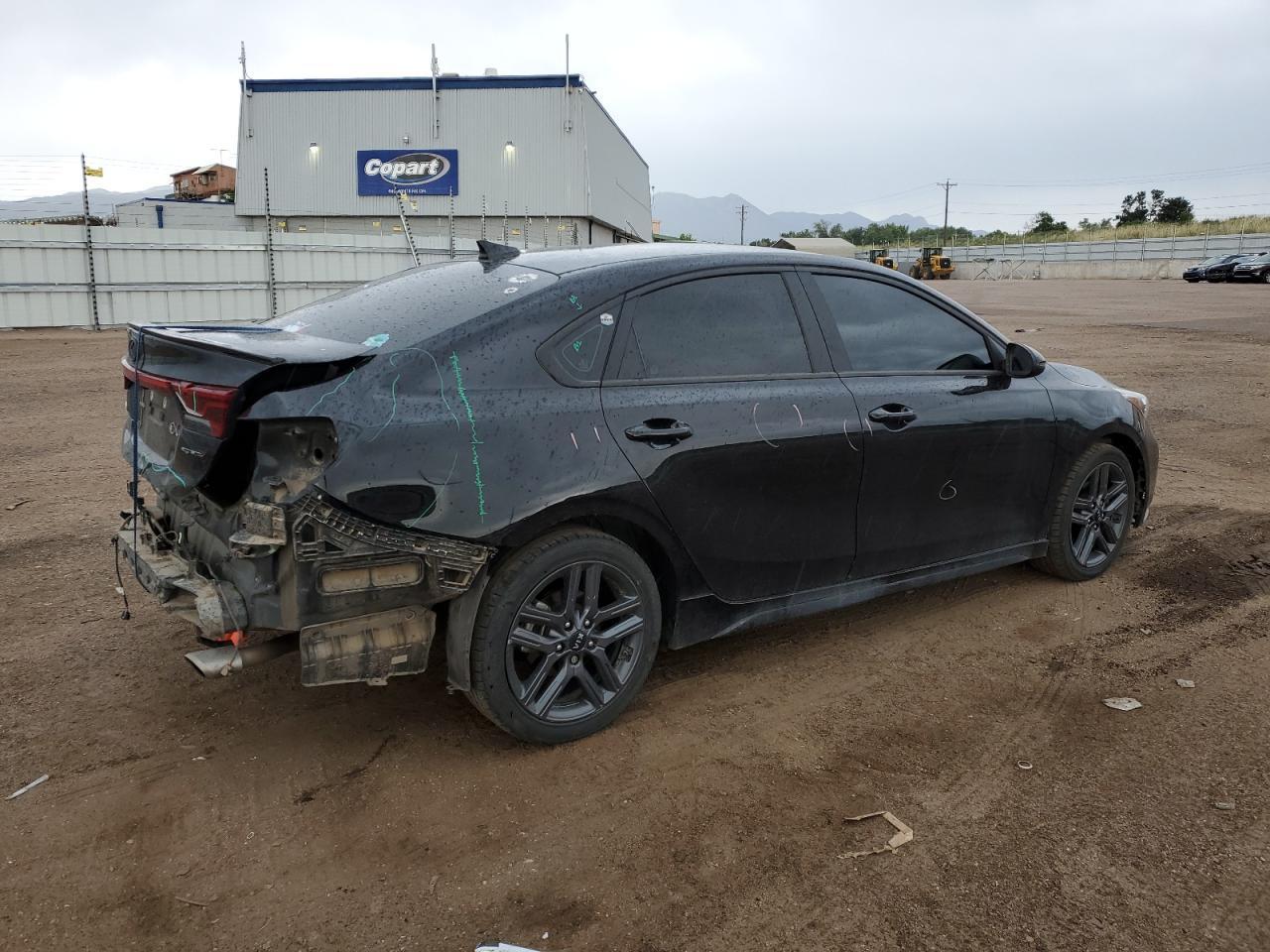 2021 Kia Forte Gt Line - Фото 3