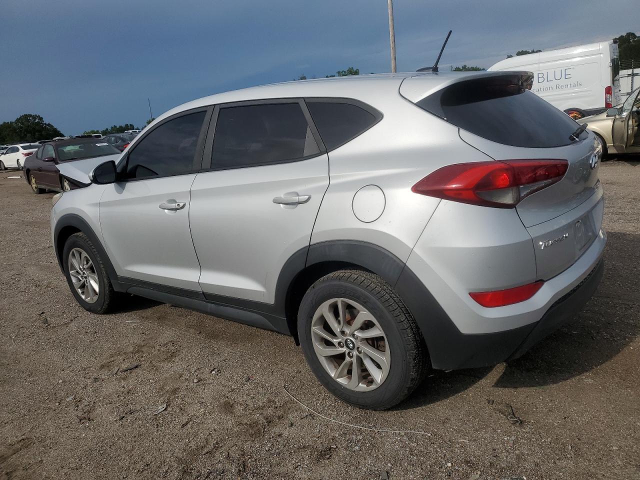 2017 Hyundai Tucson Se - Image 2