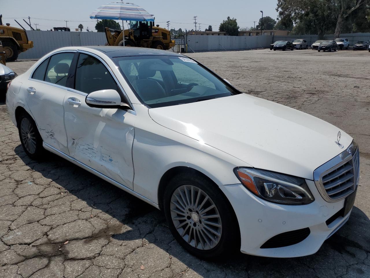 2015 Mercedes-Benz C 300 - Фото 4