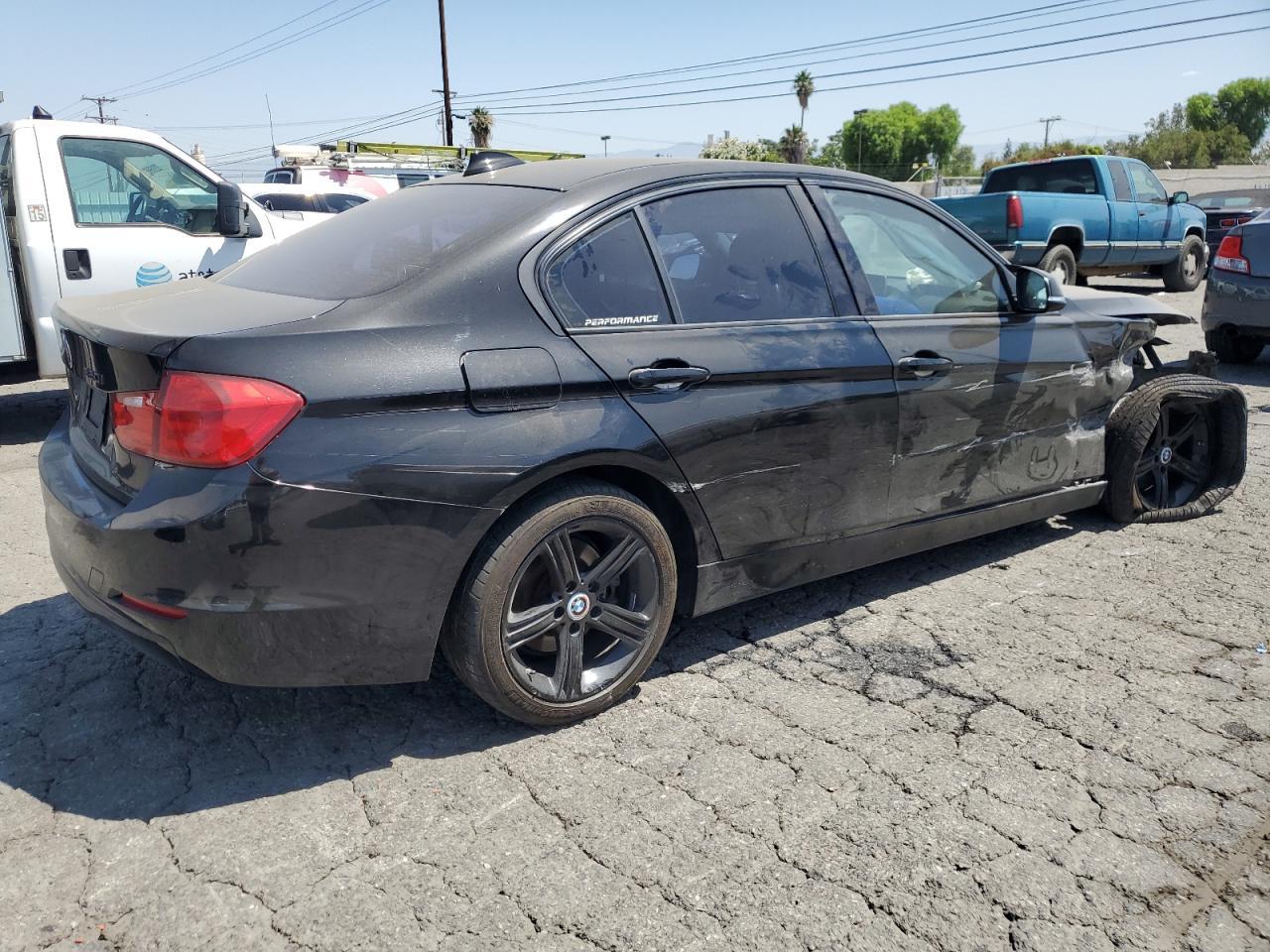 2015 BMW 320 I - Фото 3