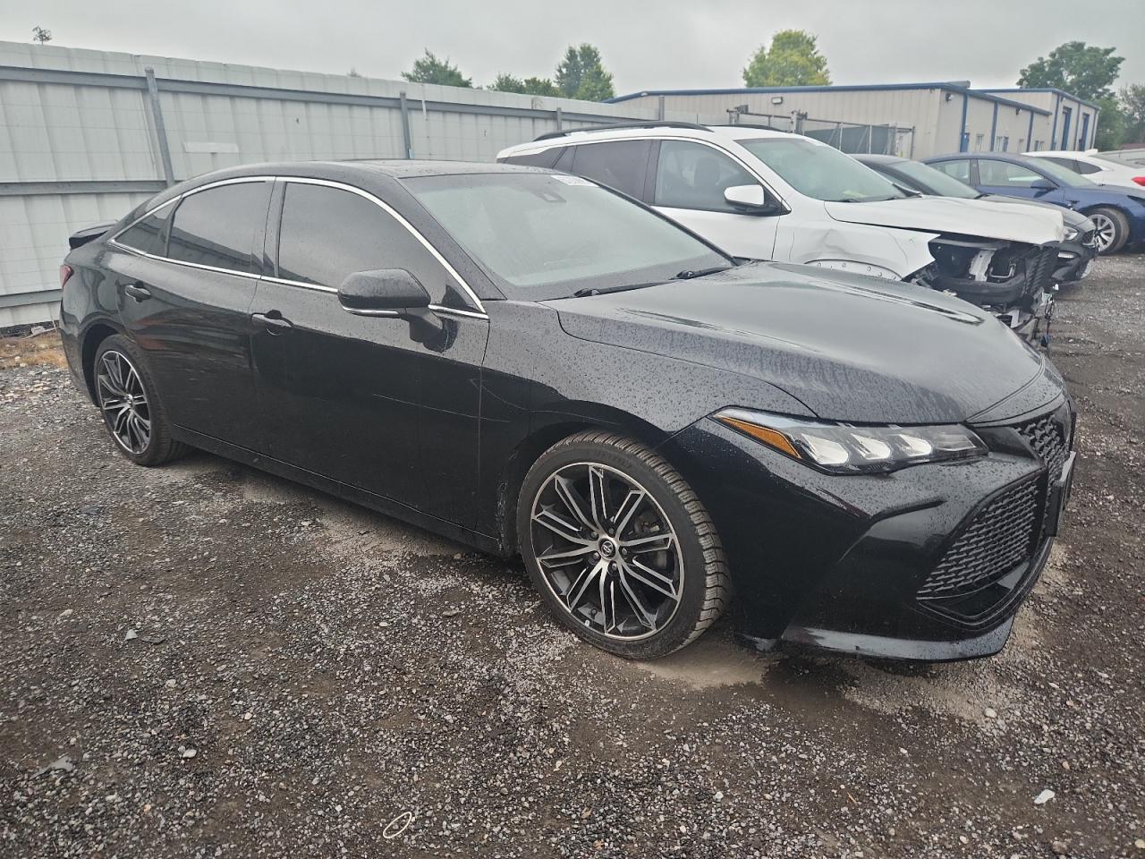 2019 Toyota Avalon Xle - Фото 4