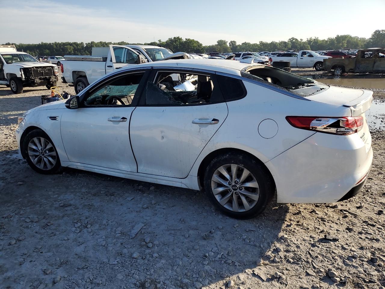 2018 Kia Optima Lx - Фото 2