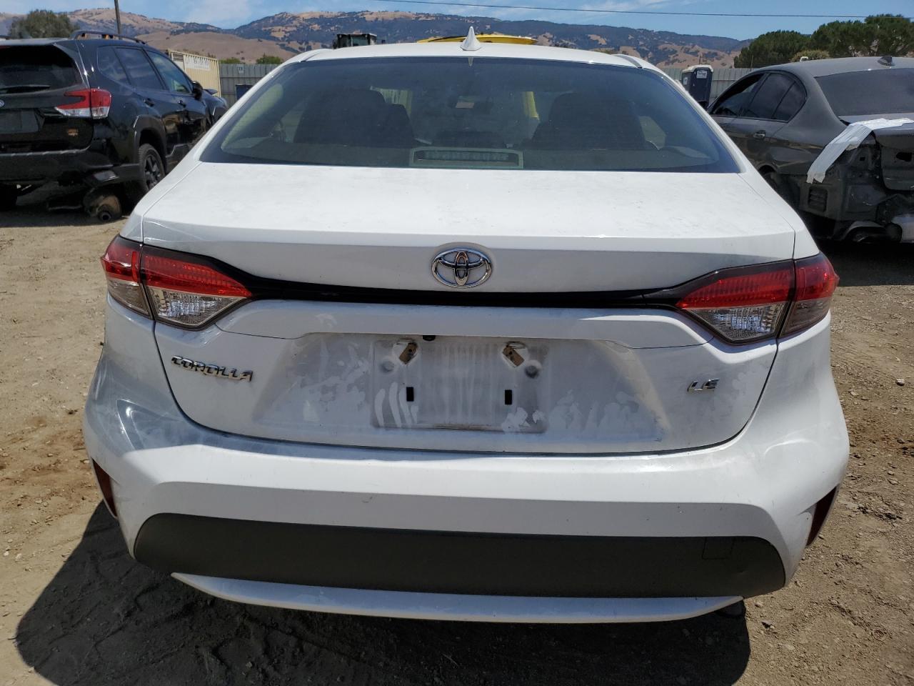 2022 Toyota Corolla Le - Image 6