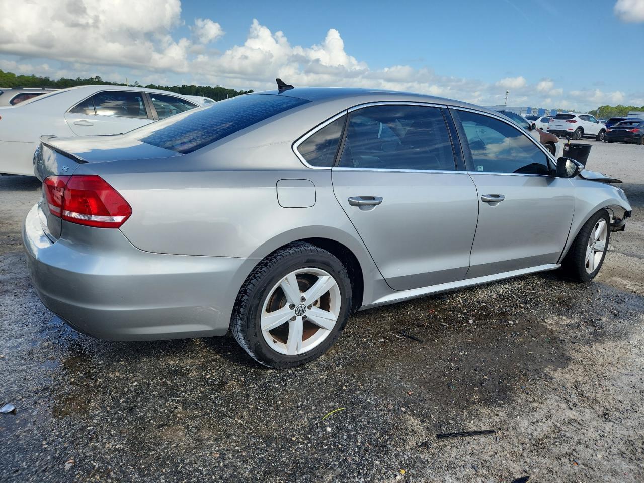 2012 Volkswagen Passat Se - Фото 3