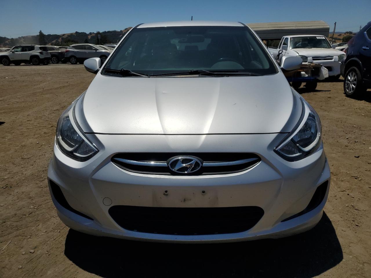 2017 Hyundai Accent Se - Фото 5