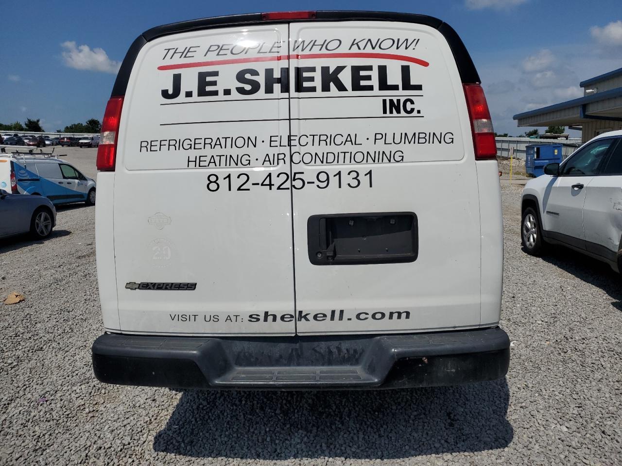 2018 Chevrolet Express G2500 - Image 6