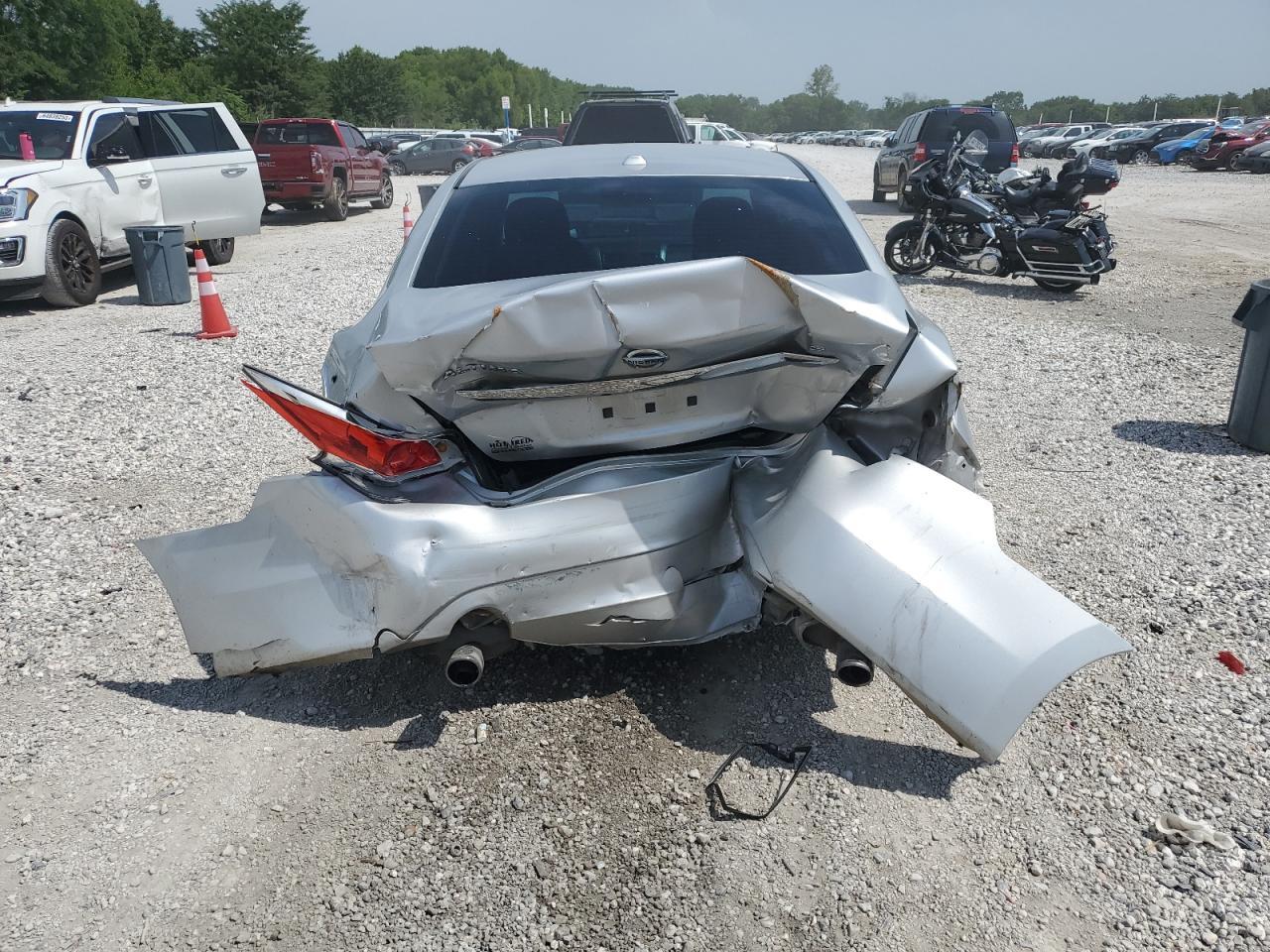 2015 Nissan Altima 2.5 - Фото 6