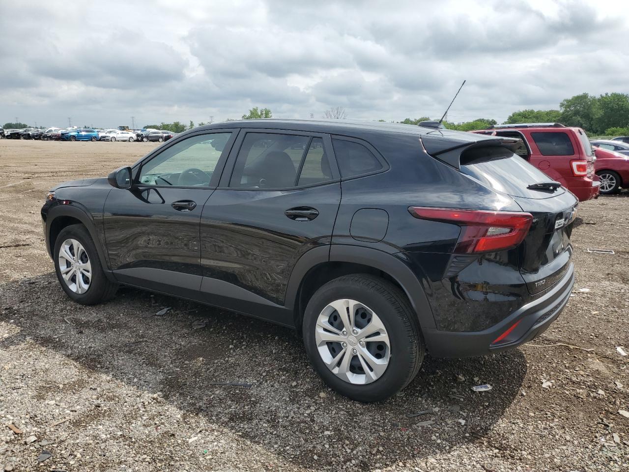 2024 Chevrolet Trax Ls - Image 2