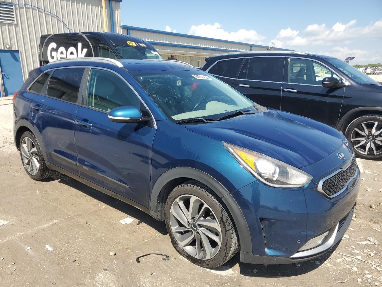 2017 Kia Niro Ex Touring - Фото 4