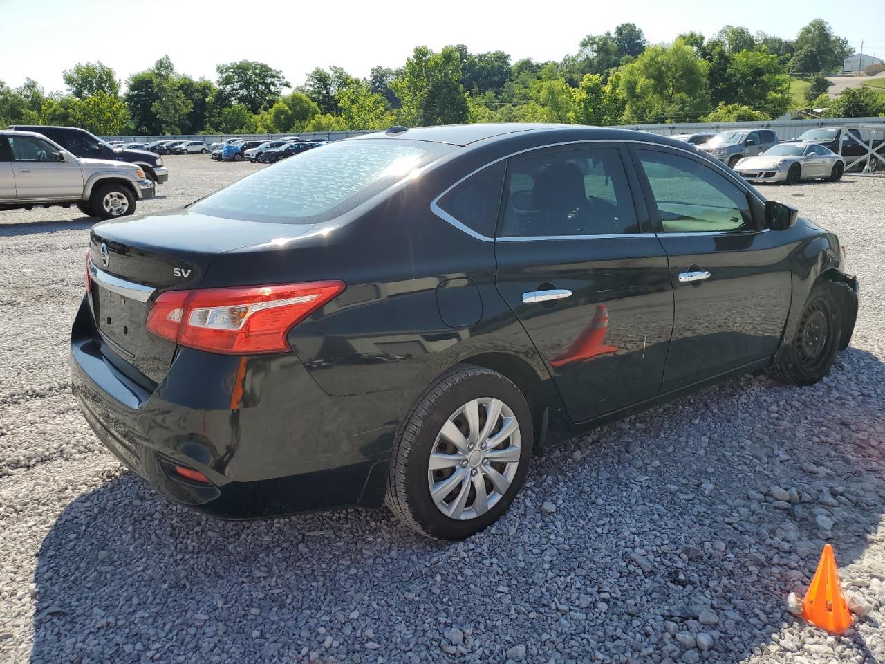 2017 Nissan Sentra S - Фото 3